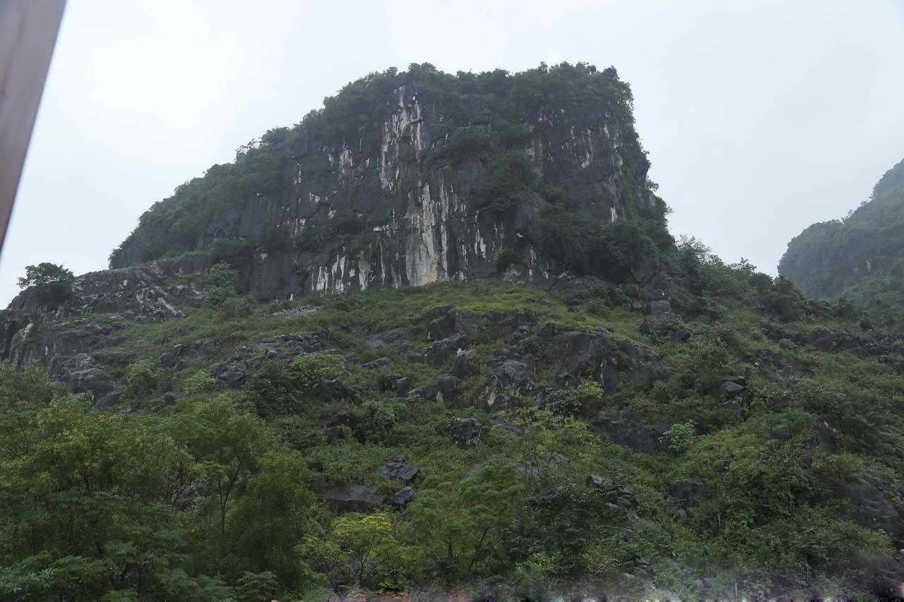 Hoan Chau Homestay Bo Trach Exterior photo